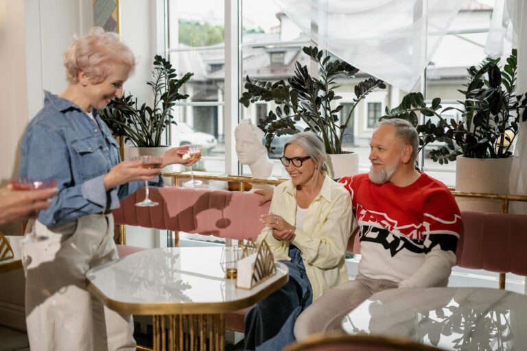 Miért olyan nehéz felnőttként új barátokat találni?