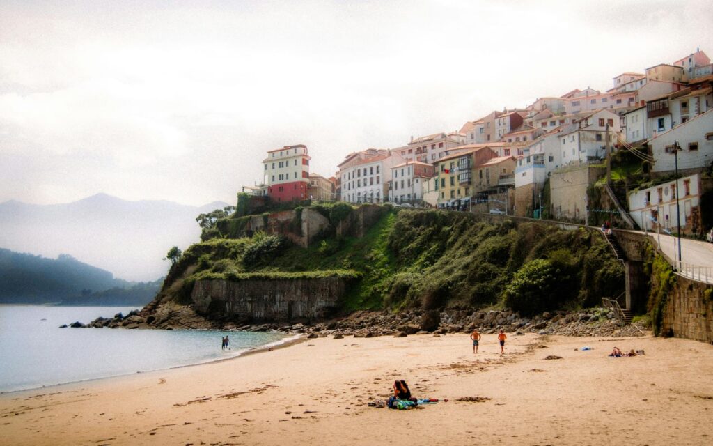 Miért érdemes idén Spanyolország zöld északi partvidékén barangolni?