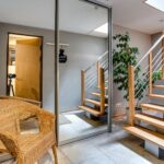 Hogyan alakítsunk ki praktikus és hívogató előszobát még a legkisebb lakásban is